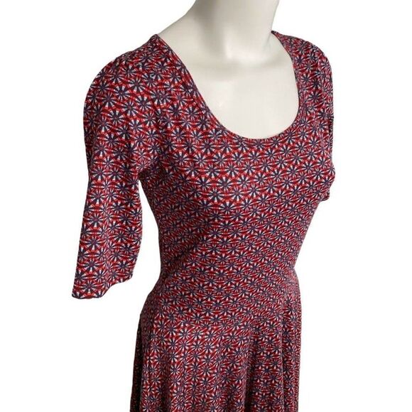 LuLaRoe Niclole Red Burgundy Abstract Floral Scoop Neck Fit Flare Dress Sz Small - Picture 2 of 8